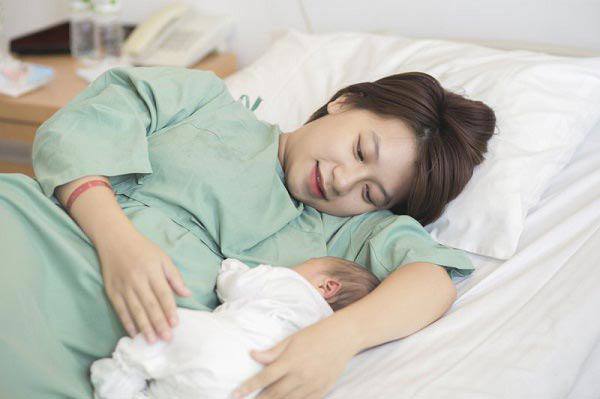 Cách làm đẹp trong tháng ở cữ